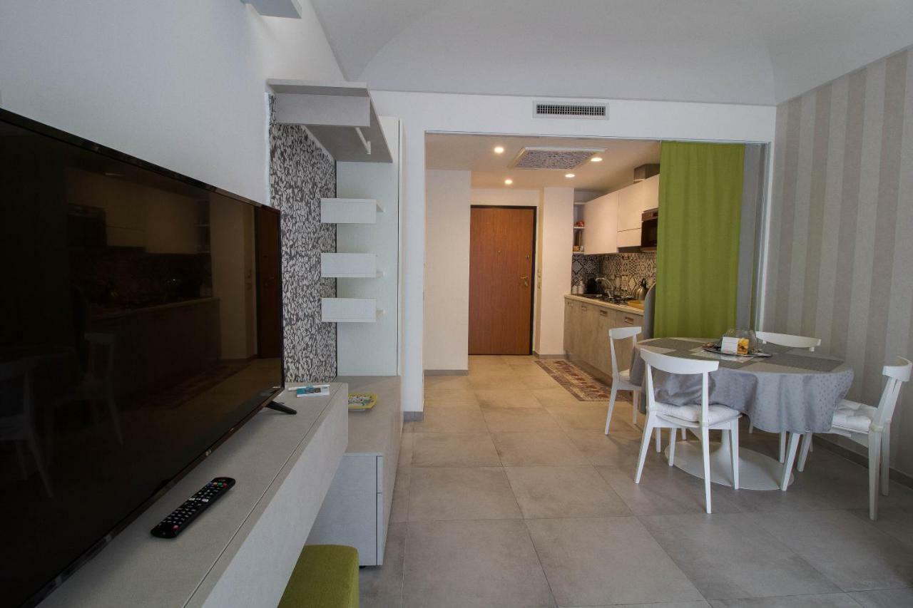 Вилла Chiaro-La Casa Al Mare Минори Экстерьер фото